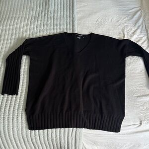 🧡 French Connection Oversized Black V-Neck Sweater